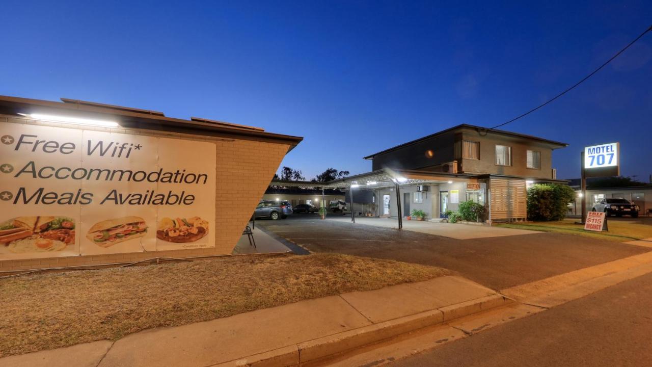 Motel 707 Emerald Ngoại thất bức ảnh